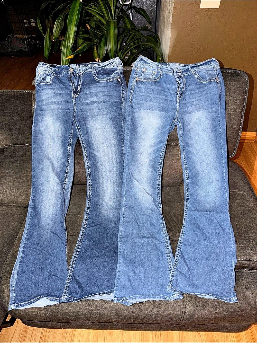 WallFlower Flirty Curvy High Rise Flare Jeans Blue Waist 11 bundle 2 pack